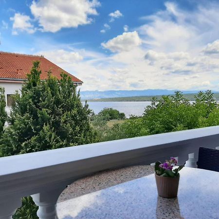 Bed and Breakfast Pansion Katarina Malinska Zewnętrze zdjęcie