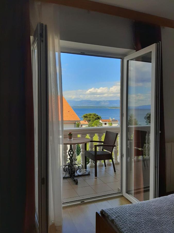 Bed and Breakfast Pansion Katarina Malinska Zewnętrze zdjęcie